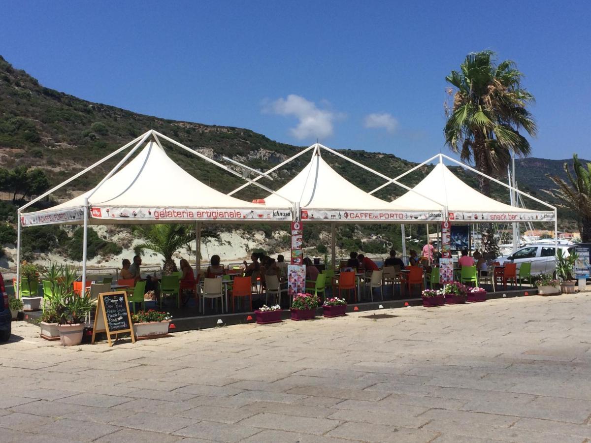 B&B Del Porto บอซามารีนา ภายนอก รูปภาพ