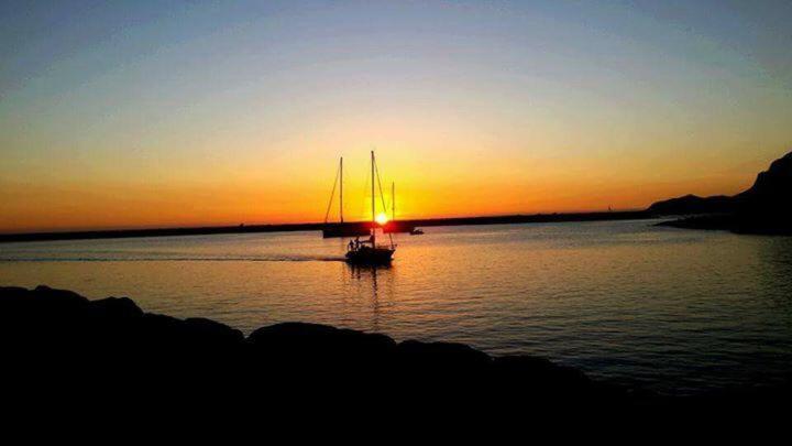 B&B Del Porto บอซามารีนา ภายนอก รูปภาพ