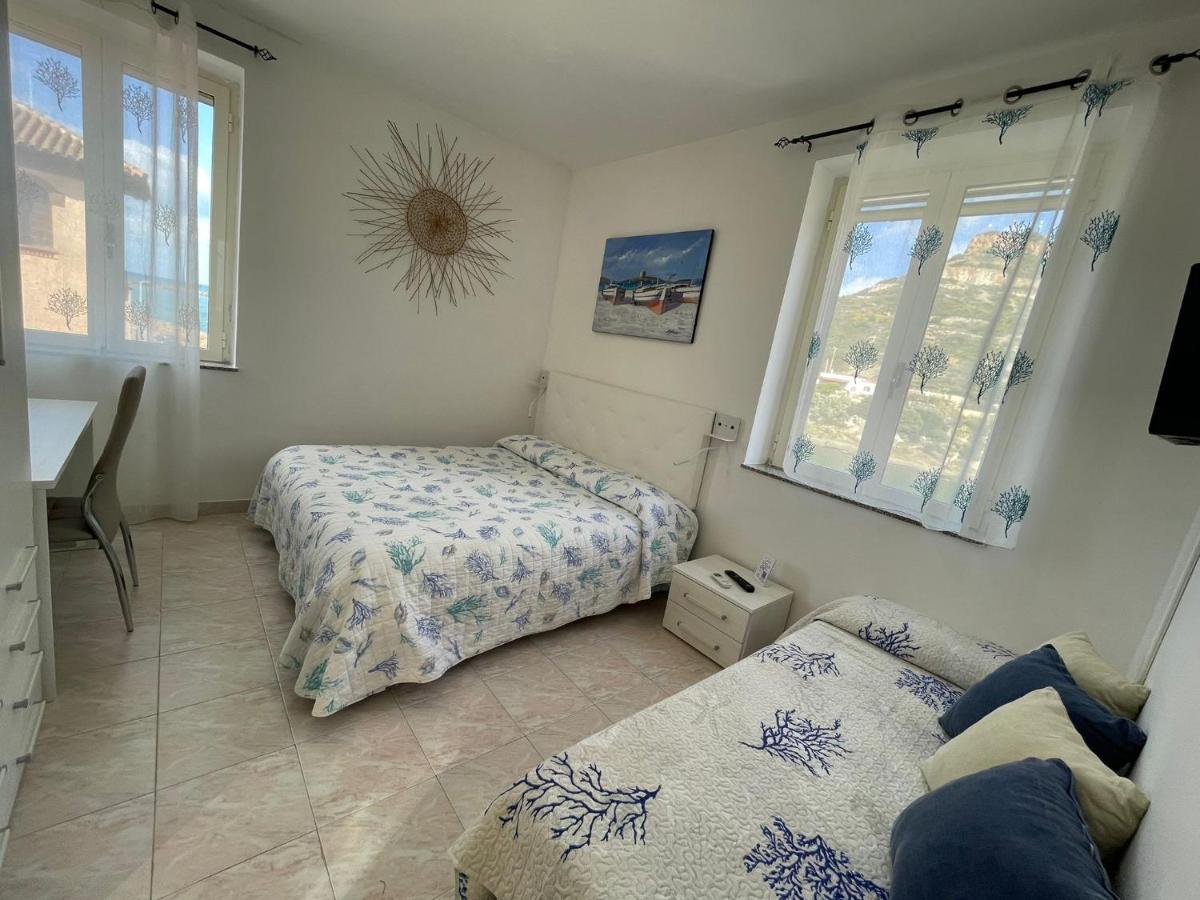 B&B Del Porto บอซามารีนา ภายนอก รูปภาพ