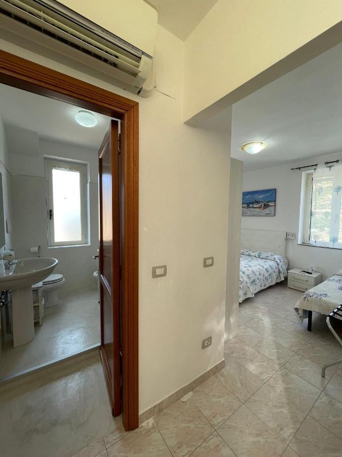 B&B Del Porto บอซามารีนา ภายนอก รูปภาพ